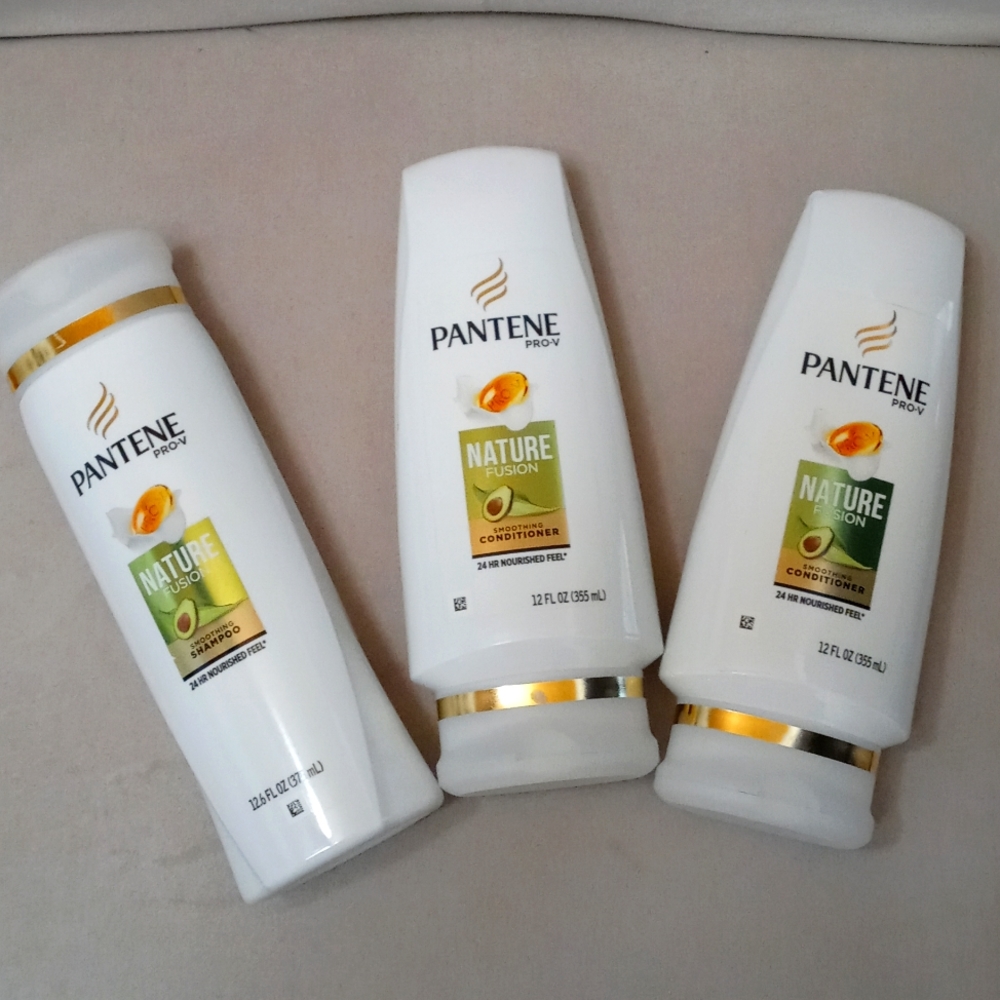 Pantene ProV Nature Fusion Smoothing Shampoo and 2 Conditioners with Avocado Oil